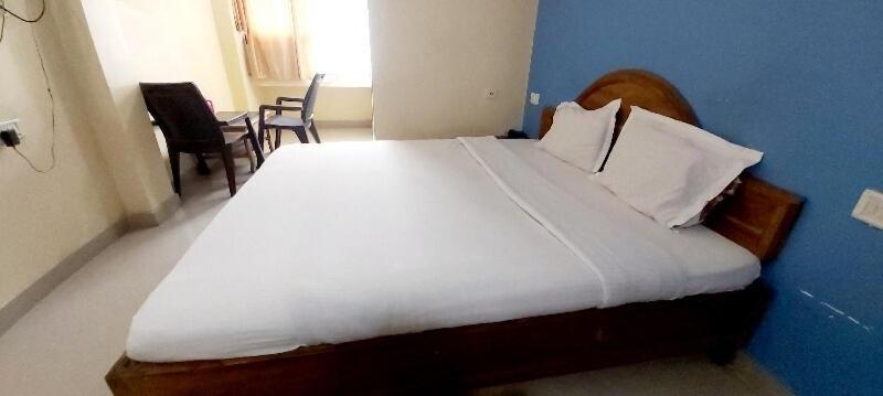 Spot On 80624 Niladri Hotel 2*
